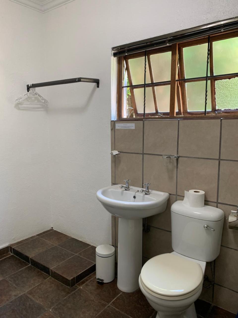 נלספרויט Pensao Guest Lodge מראה חיצוני תמונה